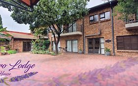 Aero Lodge Guest House